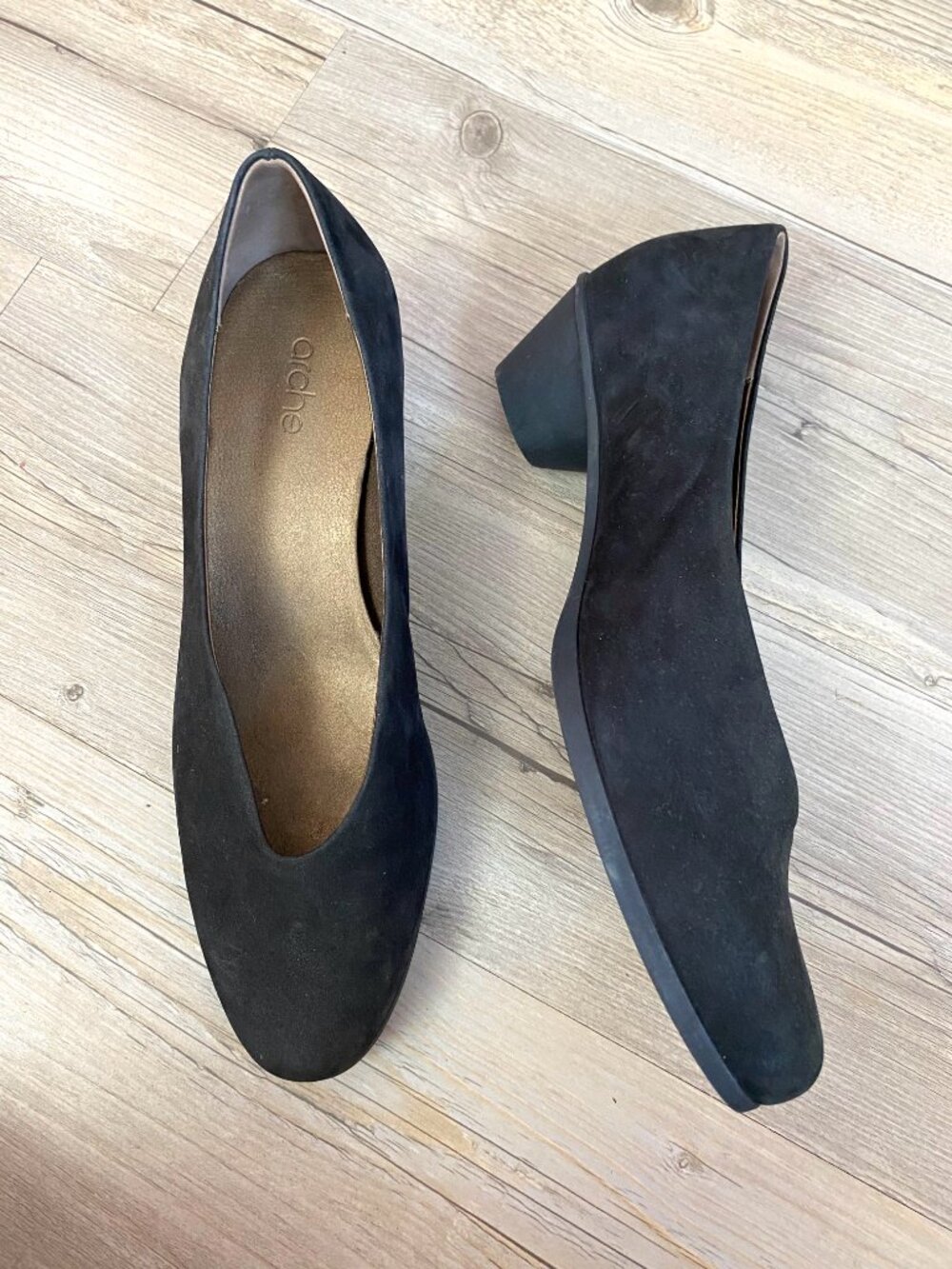 Arche Black Suede Kitten Heels Size 40
